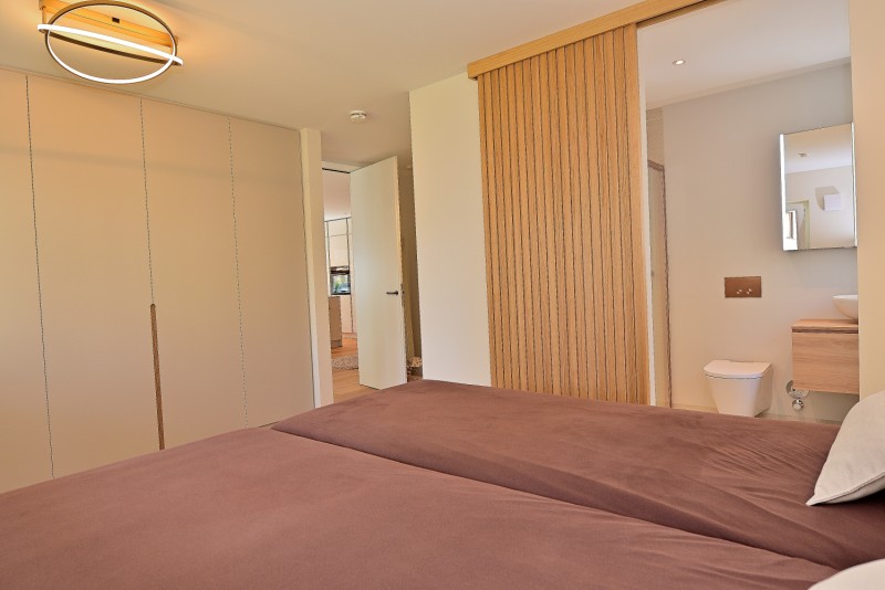 Masterbad am Schlafzimmer