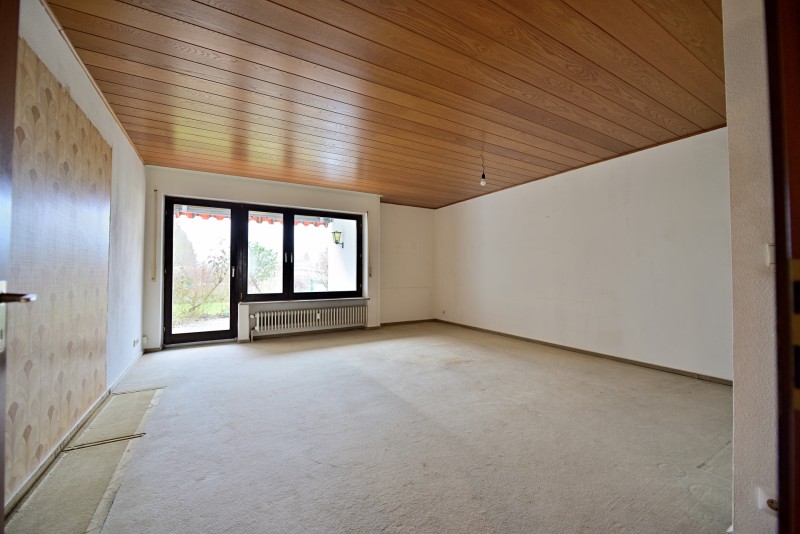 lichtdurchfluteter Wohnbereich